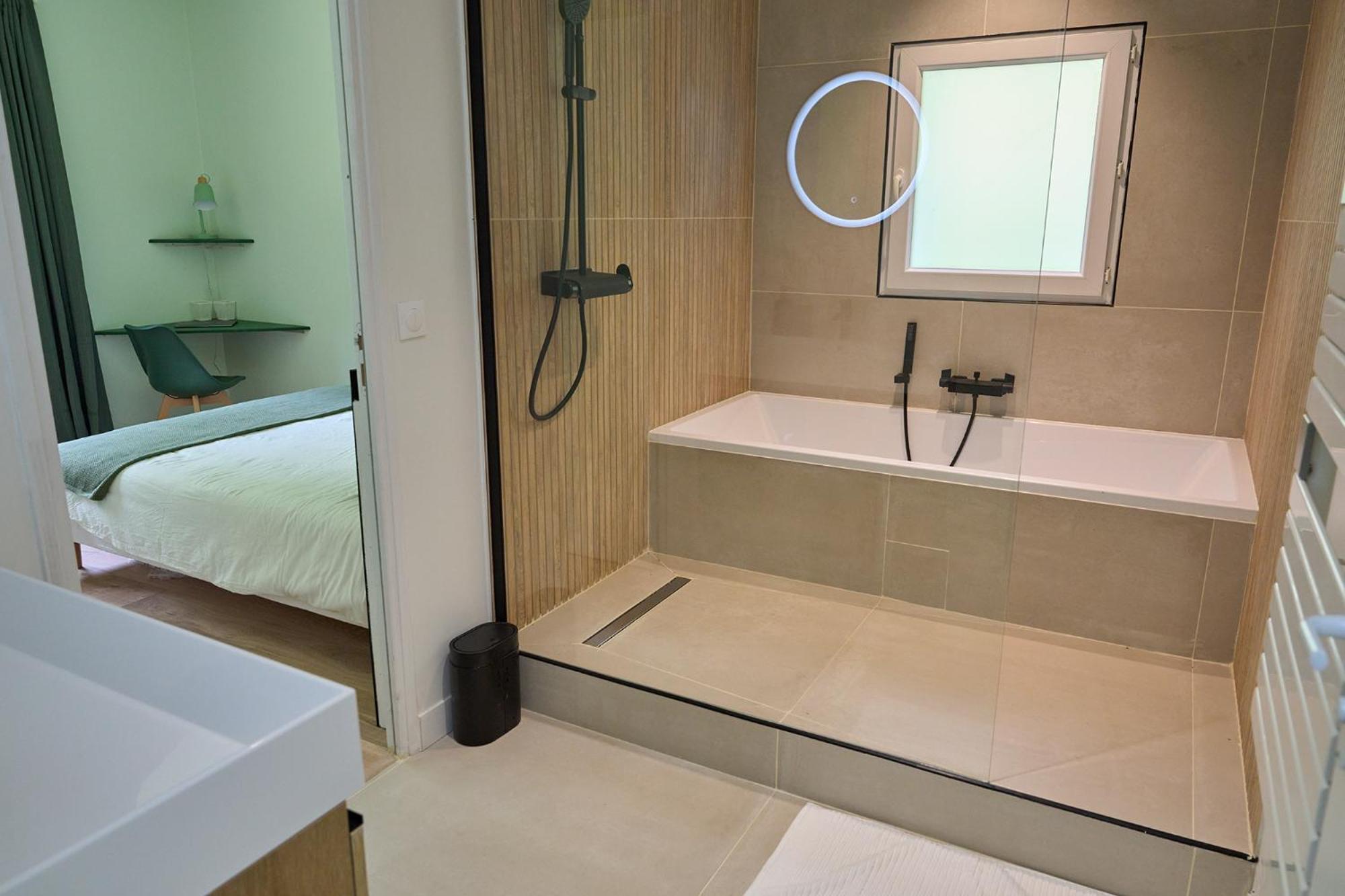 Green Escape - Cozy & Chill Brunoy ภายนอก รูปภาพ