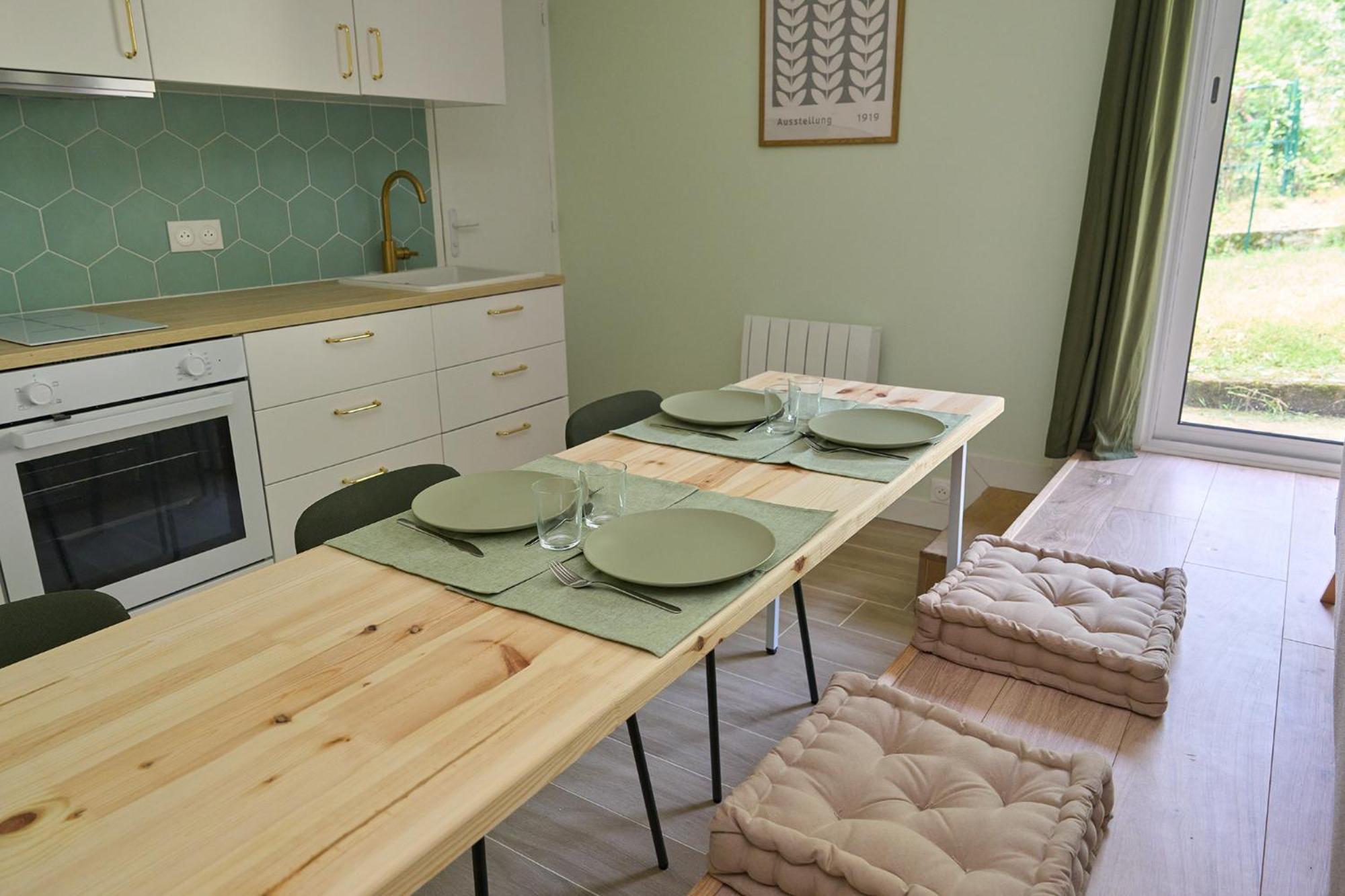 Green Escape - Cozy & Chill Brunoy ภายนอก รูปภาพ
