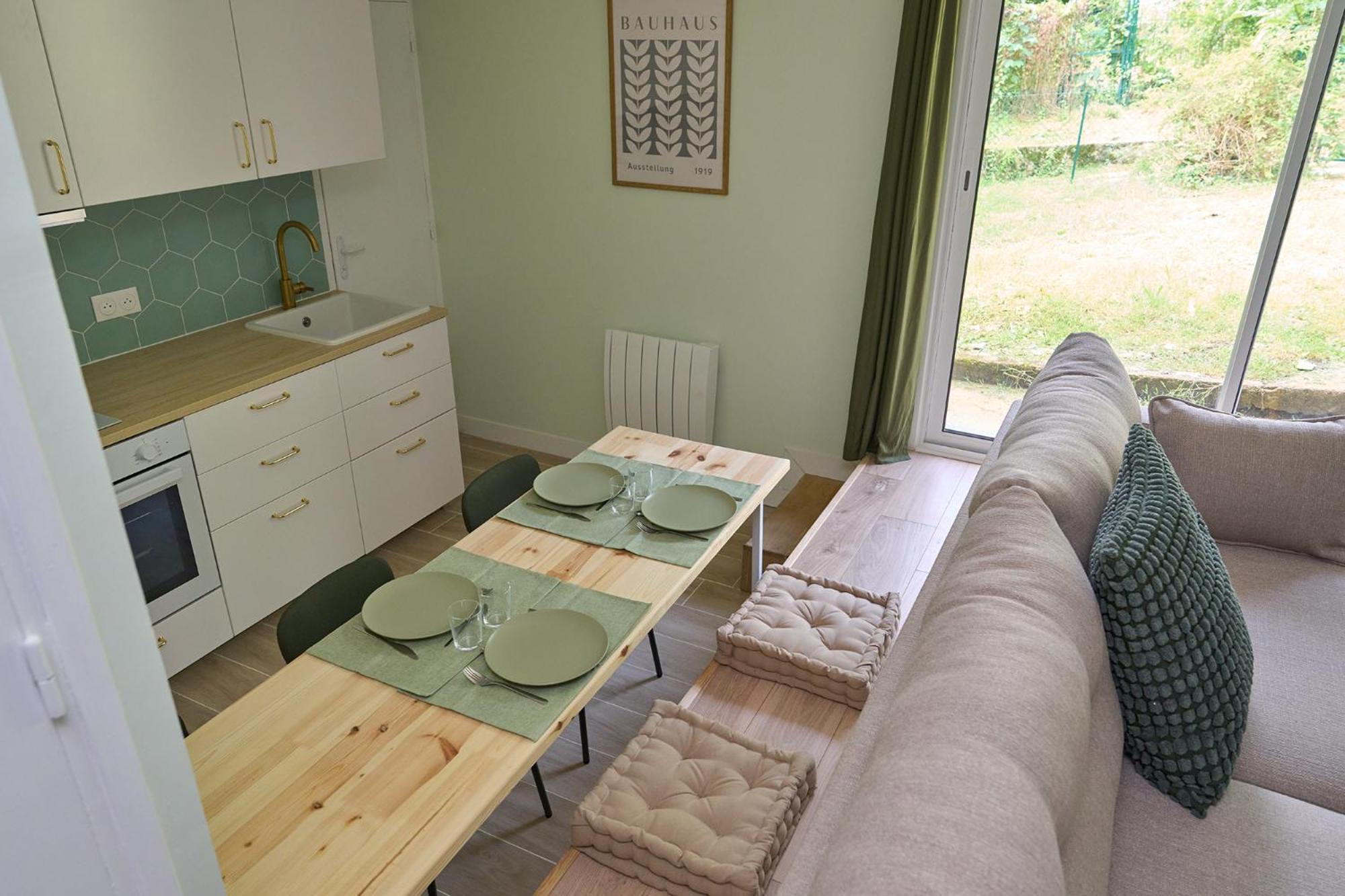 Green Escape - Cozy & Chill Brunoy ภายนอก รูปภาพ