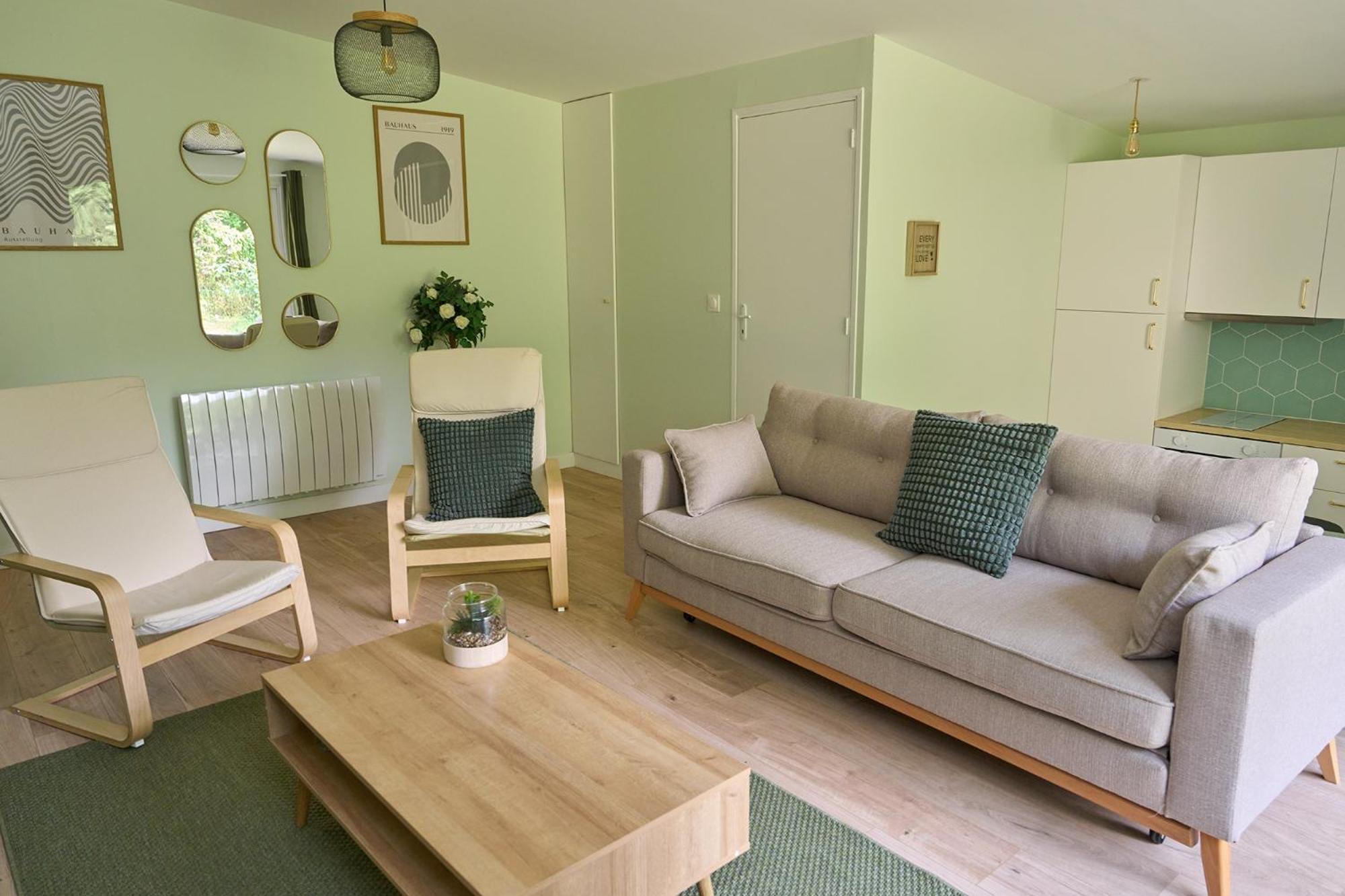 Green Escape - Cozy & Chill Brunoy ภายนอก รูปภาพ