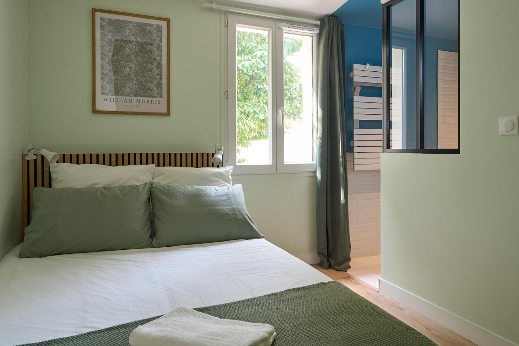 Green Escape - Cozy & Chill Brunoy ภายนอก รูปภาพ
